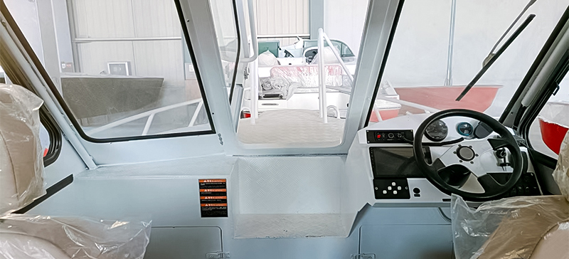 Aluminum Patrol Boat 828 (4)